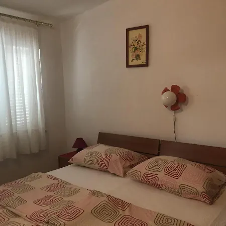 With A Parking Space - 7126 Umag