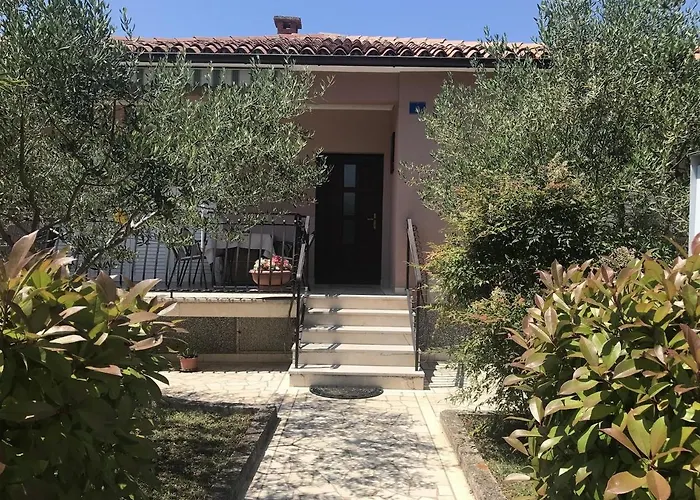 With Parking Space - 7126 Umag