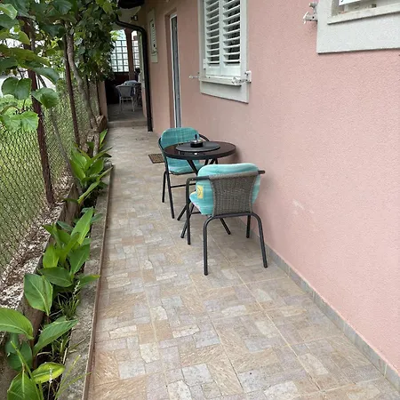 With Parking Space - 7126 Appartamento Umago
